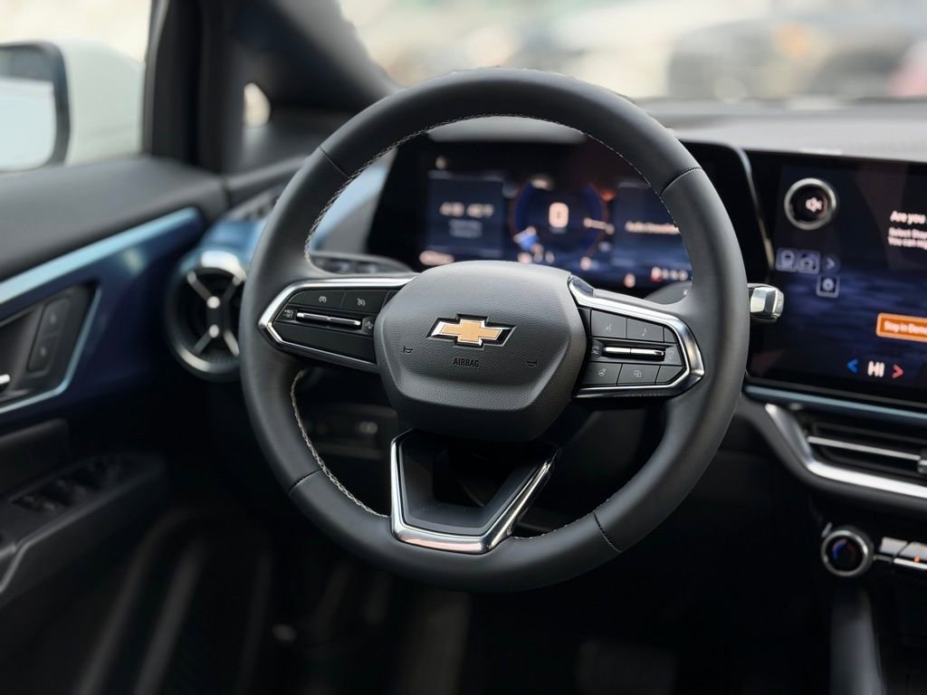 New 2026 Chevrolet Equinox EV LT image 11