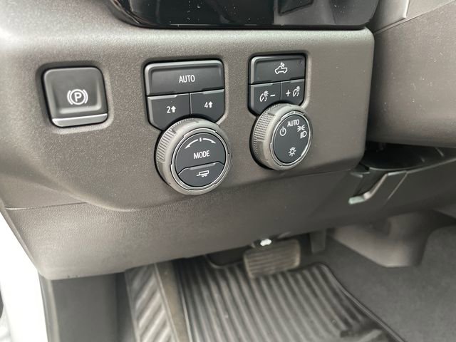 Used 2025 Chevrolet Silverado 1500 LT AWD/4WD image 26