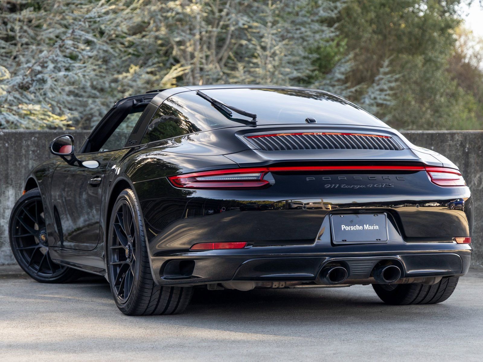Certified 2018 Porsche 911 Targa 4 GTS image 3