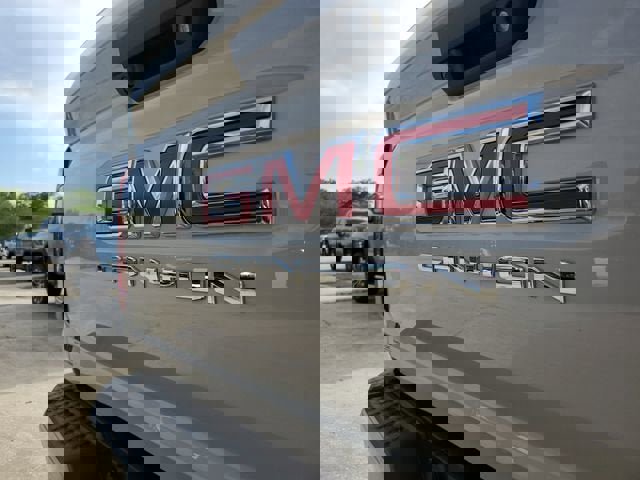 New 2026 GMC Canyon AT4 image 7