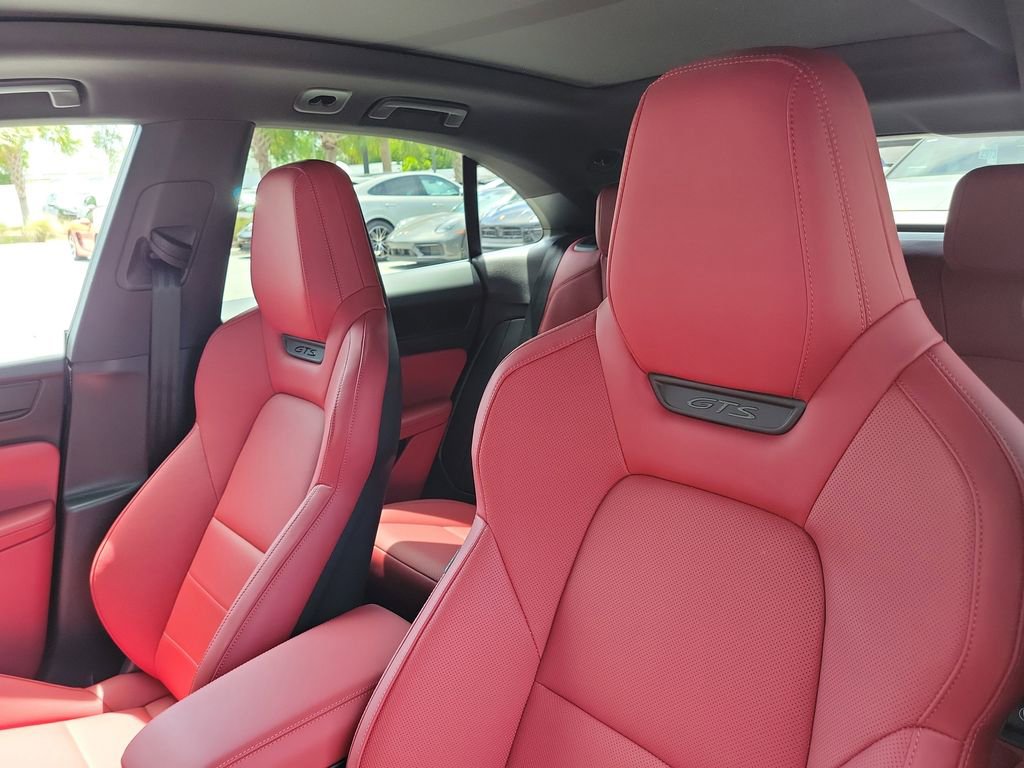 New 2026 Porsche Macan GTS Electric image 6