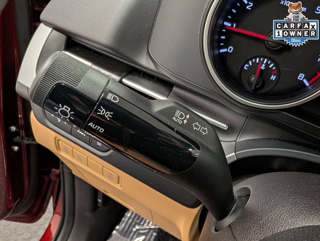Certified 2024 Kia Carnival LX FWD image 19