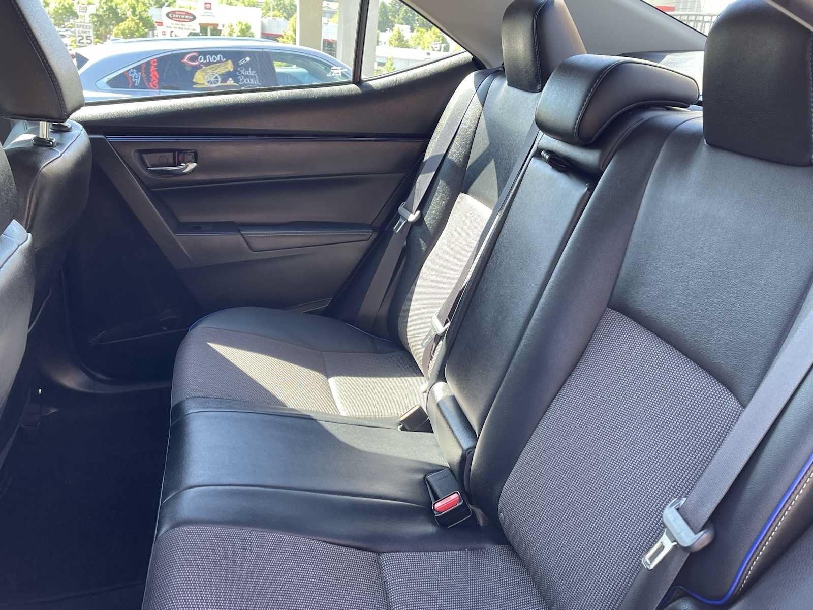 Certified 2019 Toyota Corolla SE w/ Carpet Mat Package (TMS) FWD image 13