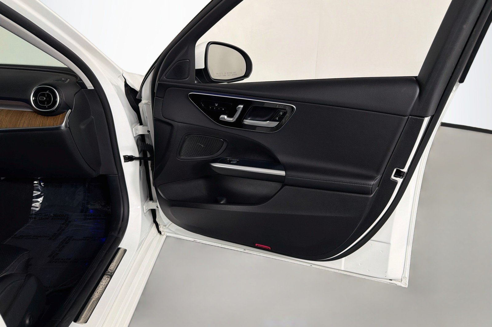 Used 2022 Mercedes-Benz C 300 Sedan image 24