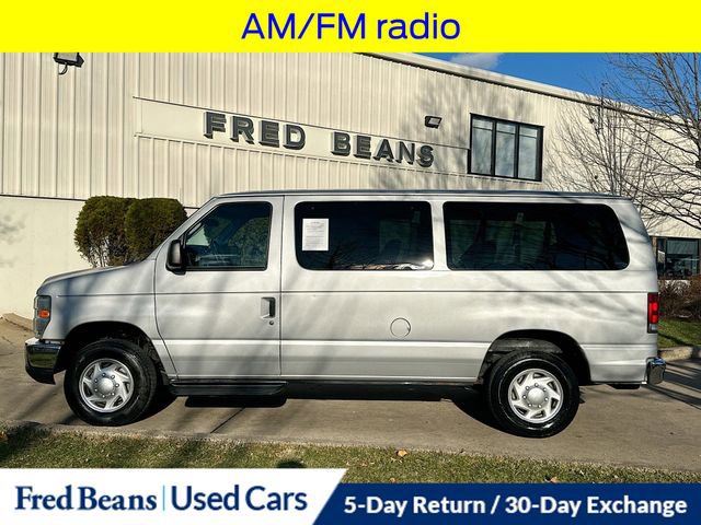Used 2011 Ford E-350 and Econoline 350 XLT image 5