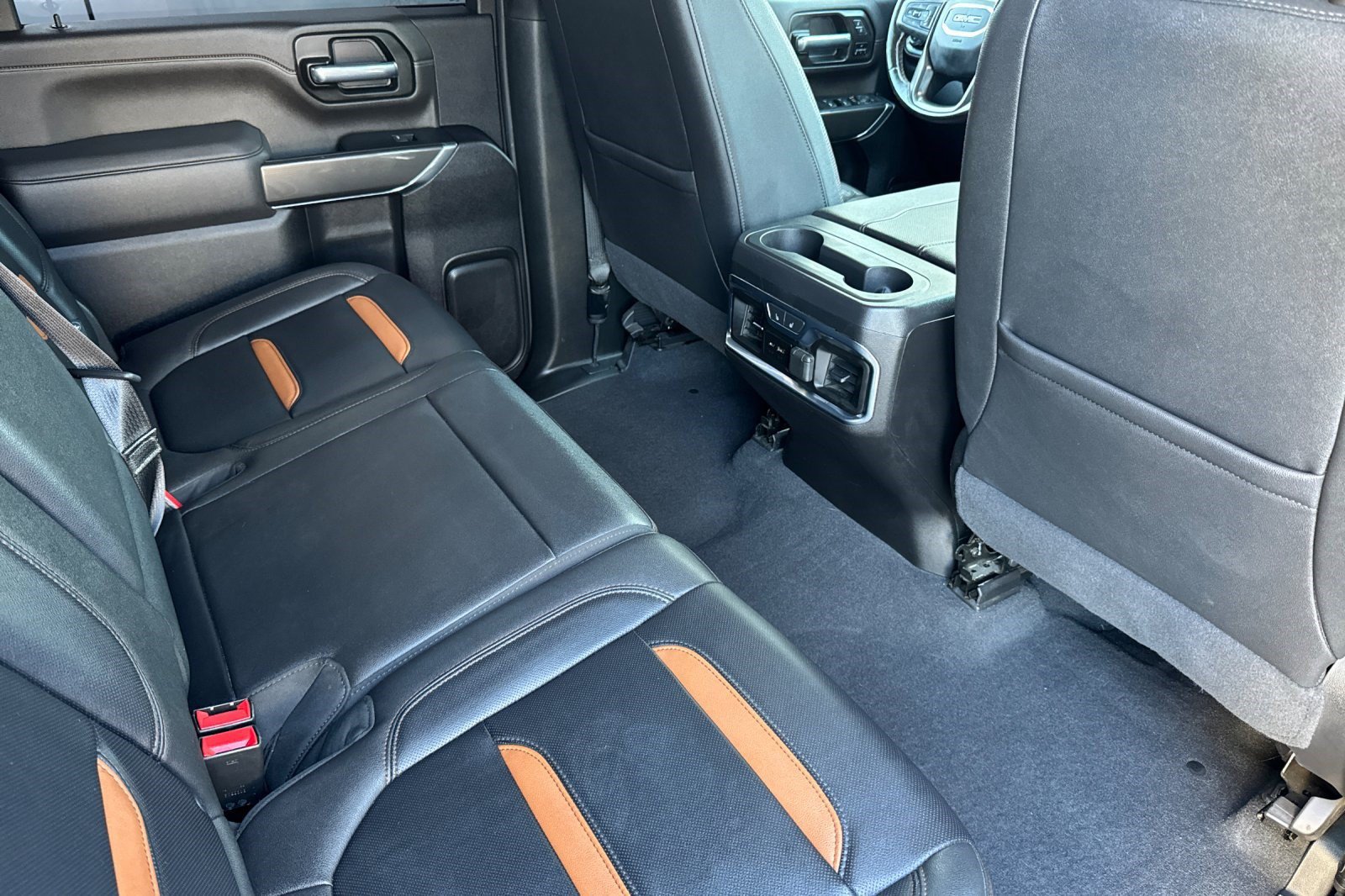 Used 2023 GMC Sierra 2500 AT4 AWD/4WD image 31