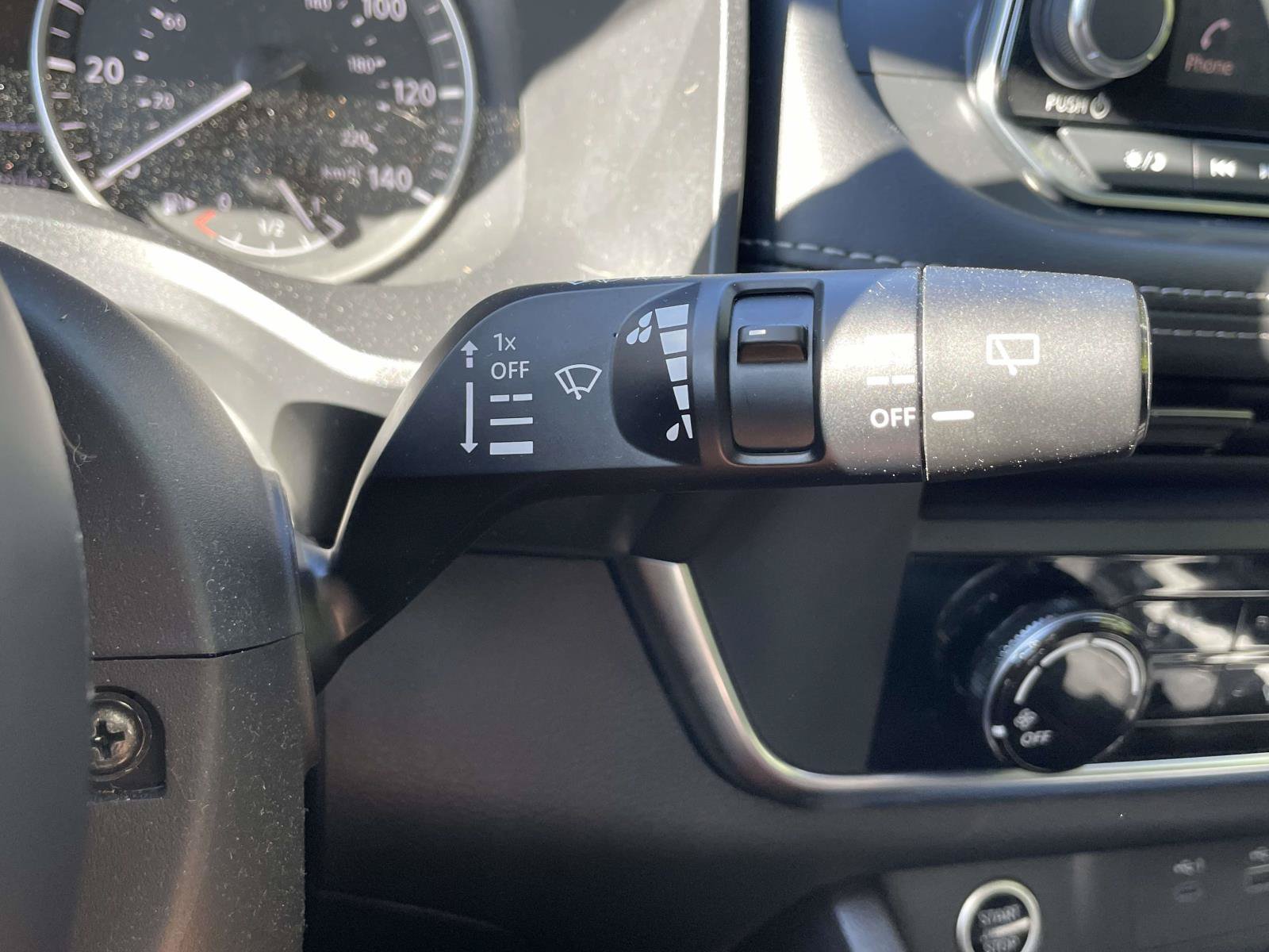 Used 2023 Nissan Rogue S AWD/4WD image 23