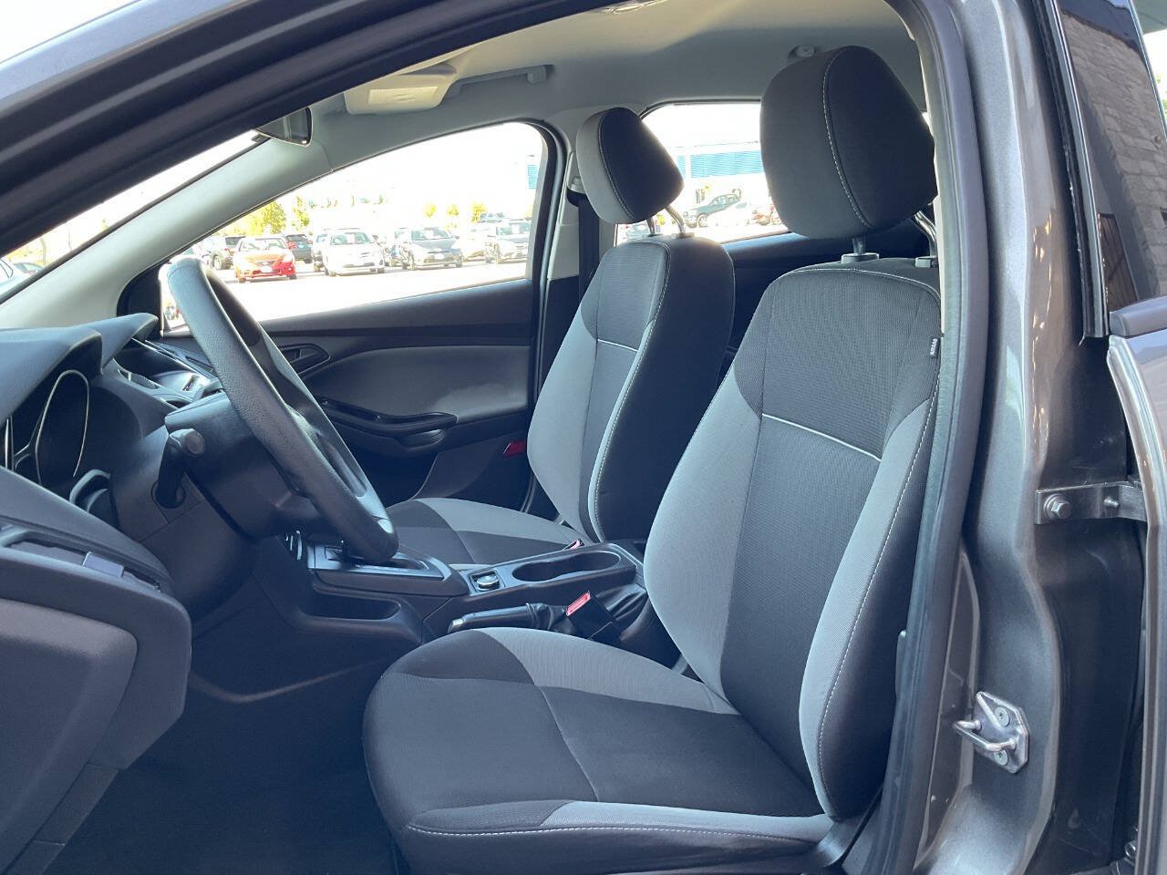 Used 2012 Ford Focus S FWD image 15