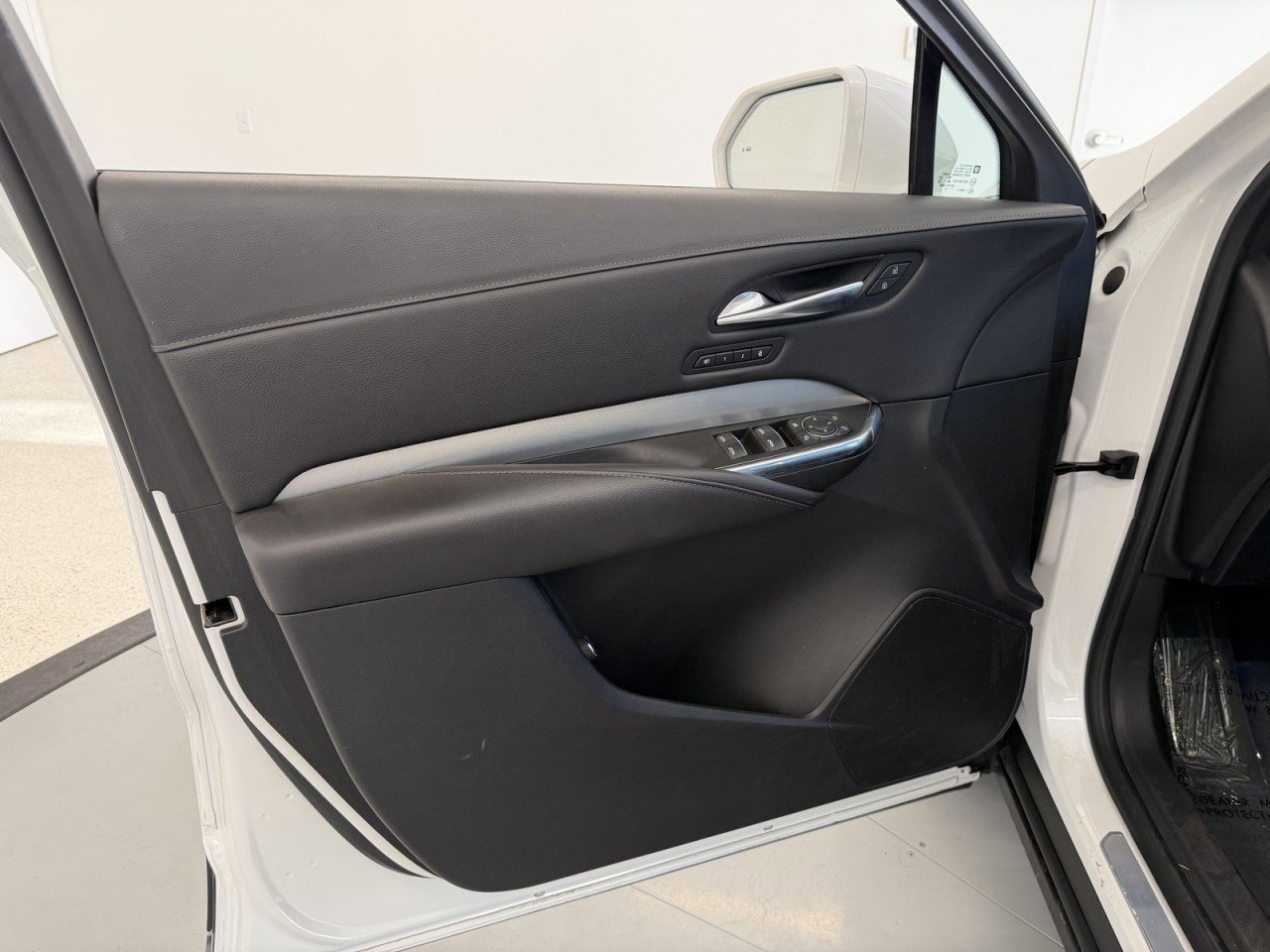 Used 2019 Cadillac XT4 Premium Luxury image 31