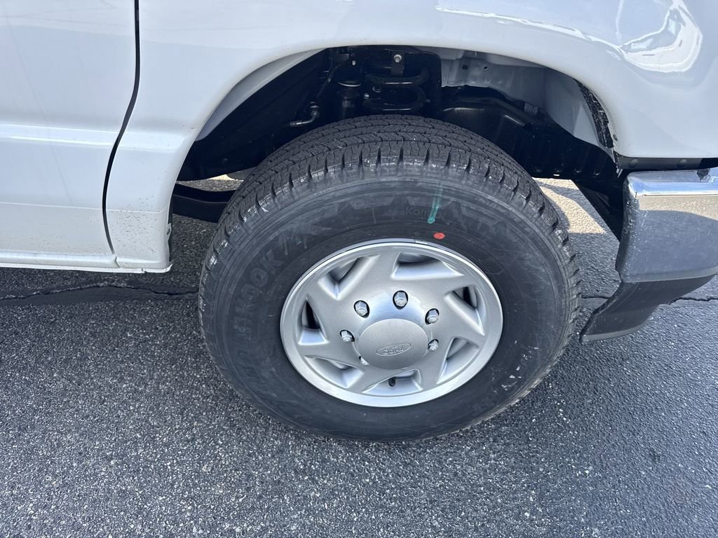 New 2025 Ford E-350 and Econoline 350 Super Duty w/ Power Equipment Group image 9