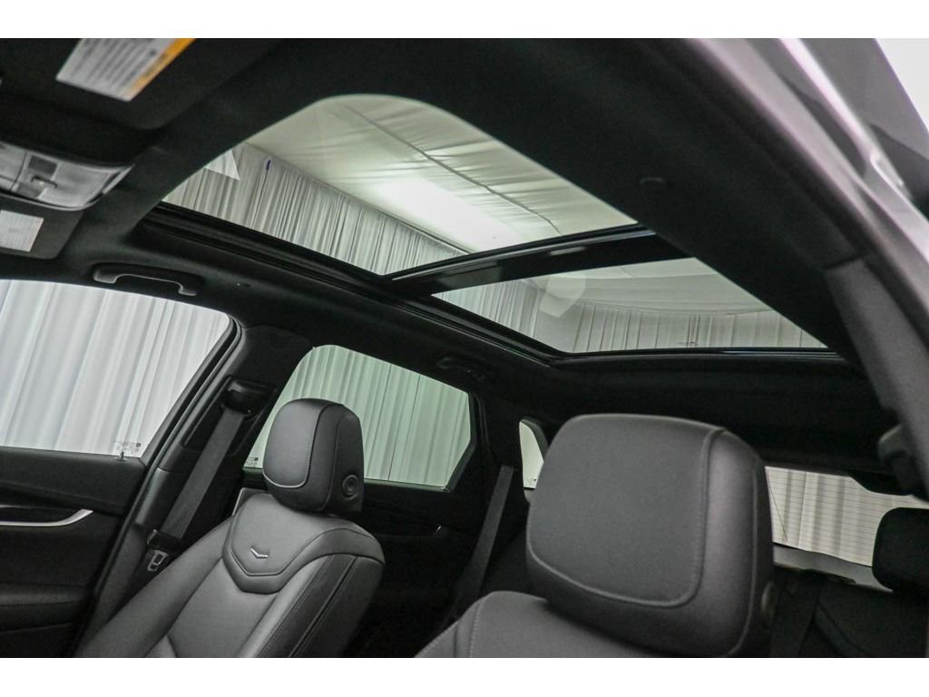 Used 2024 Cadillac XT5 Premium Luxury w/ Technology Package image 41