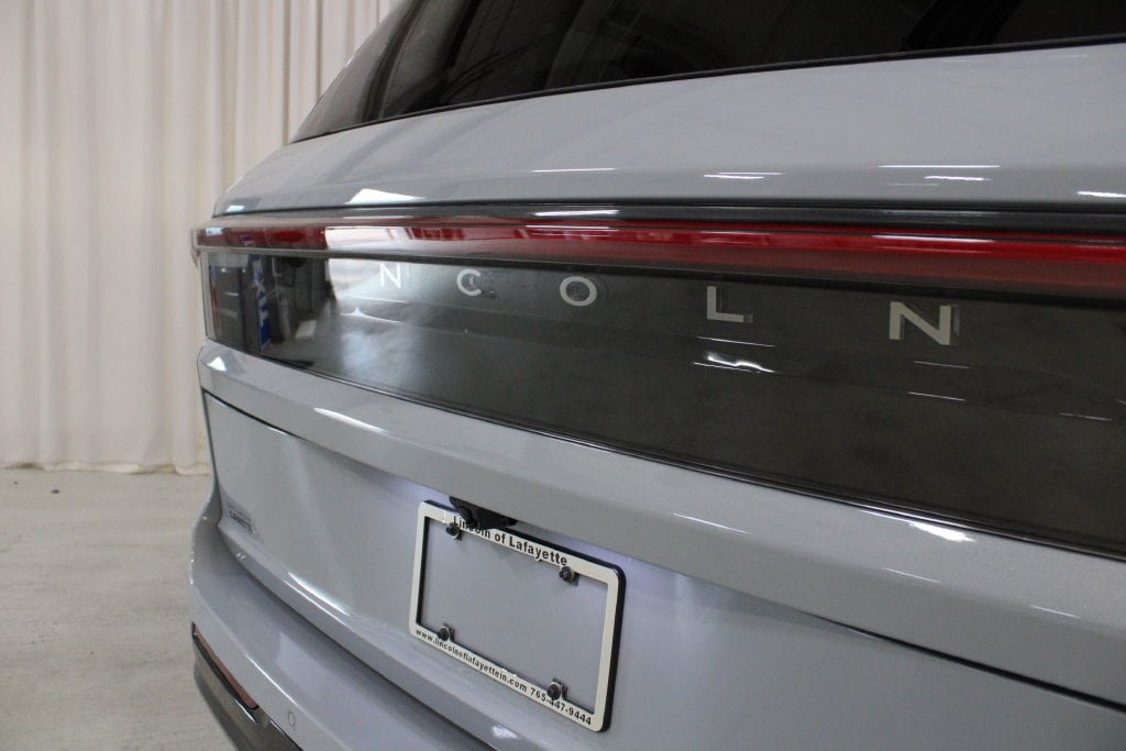 New 2027 Lincoln Navigator Reserve w/ Jet Appearance Package AWD/4WD image 30