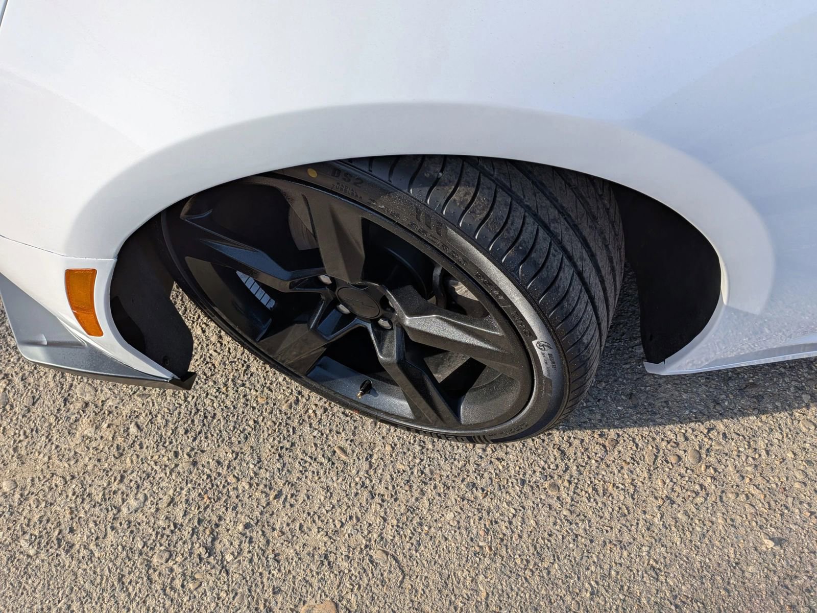 Used 2017 Chevrolet Camaro LT image 9