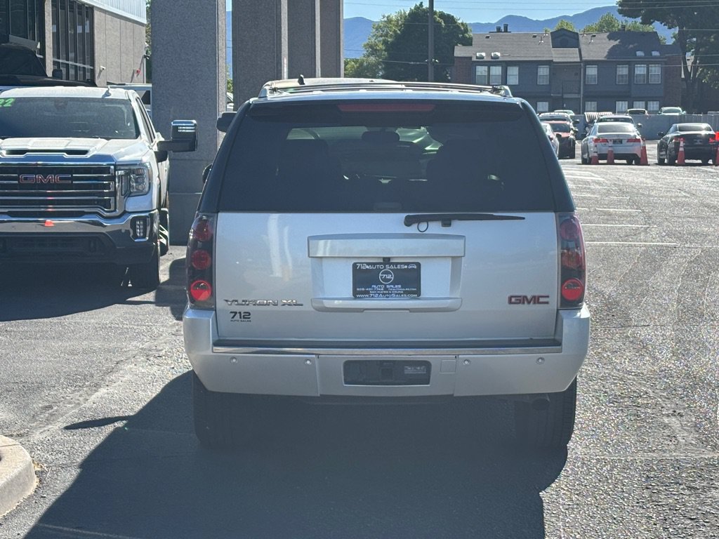 Used 2013 GMC Yukon XL Denali AWD/4WD image 51