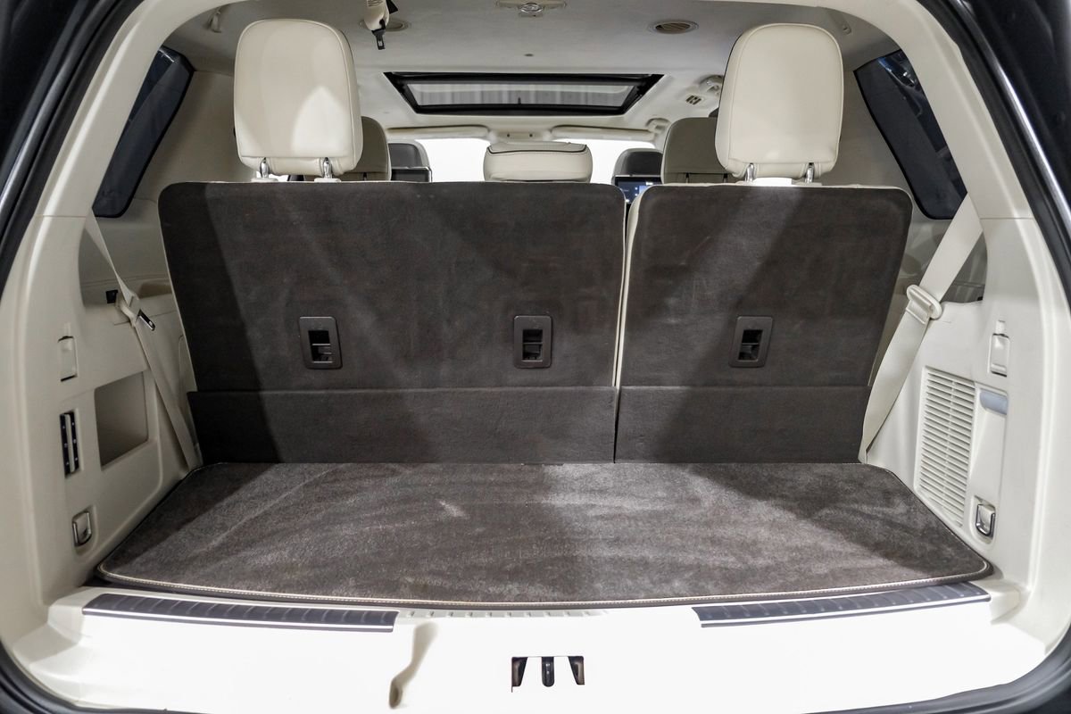 Used 2020 Lincoln Navigator Black Label w/ Cargo Convenience Package AWD/4WD image 62