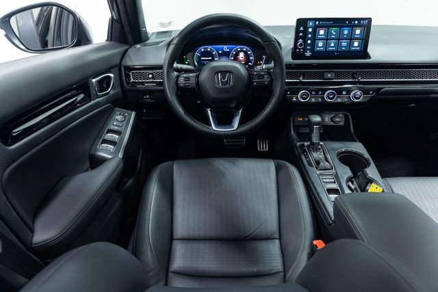 Used 2025 Honda Civic Sport Touring image 3