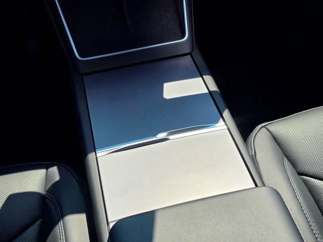 Used 2026 Tesla Model Y AWD image 22