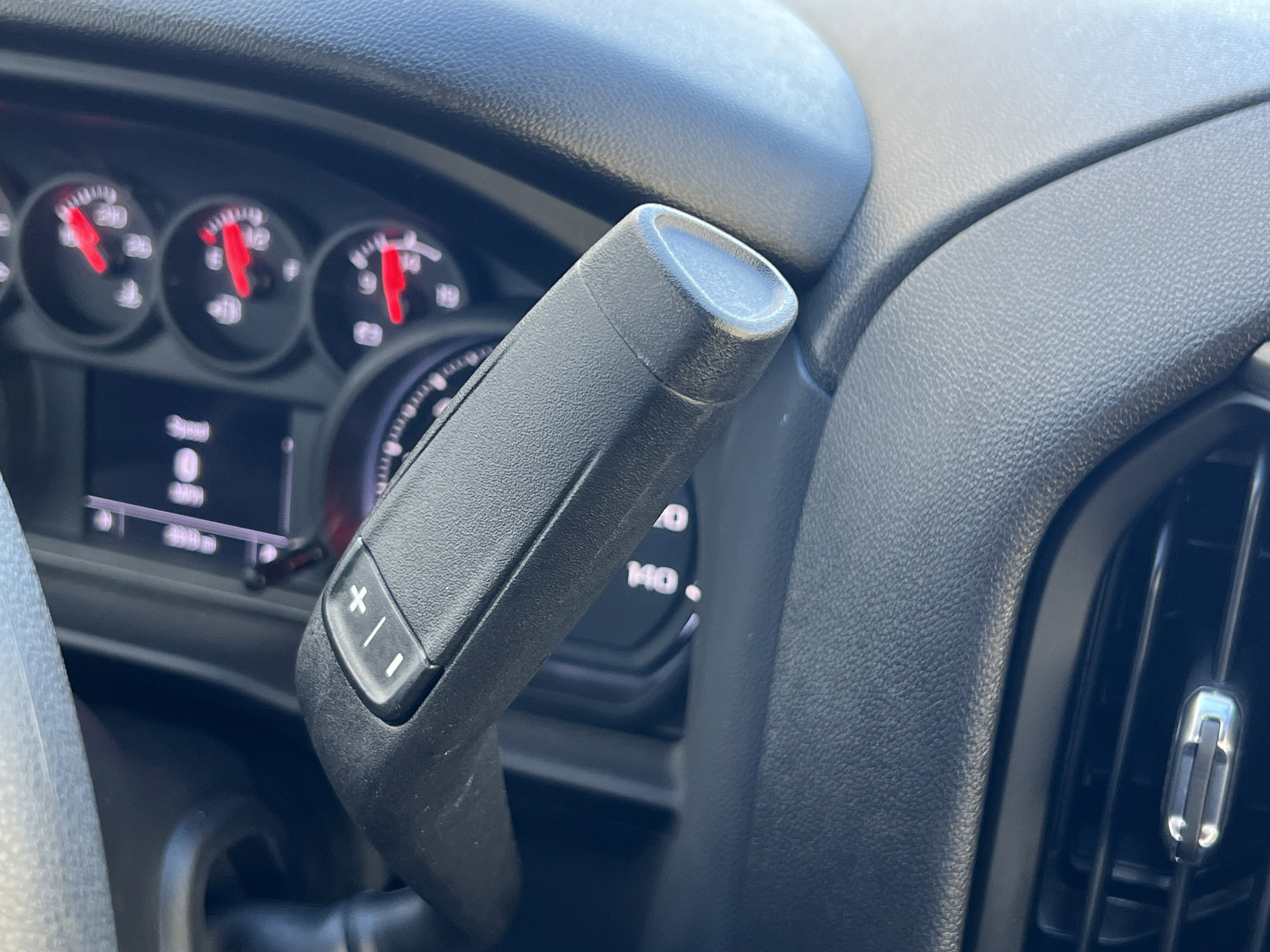 Used 2025 Chevrolet Silverado 1500 W/T RWD image 26