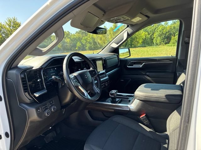 Used 2023 Chevrolet Silverado 1500 RST w/ Convenience Package II AWD/4WD image 11