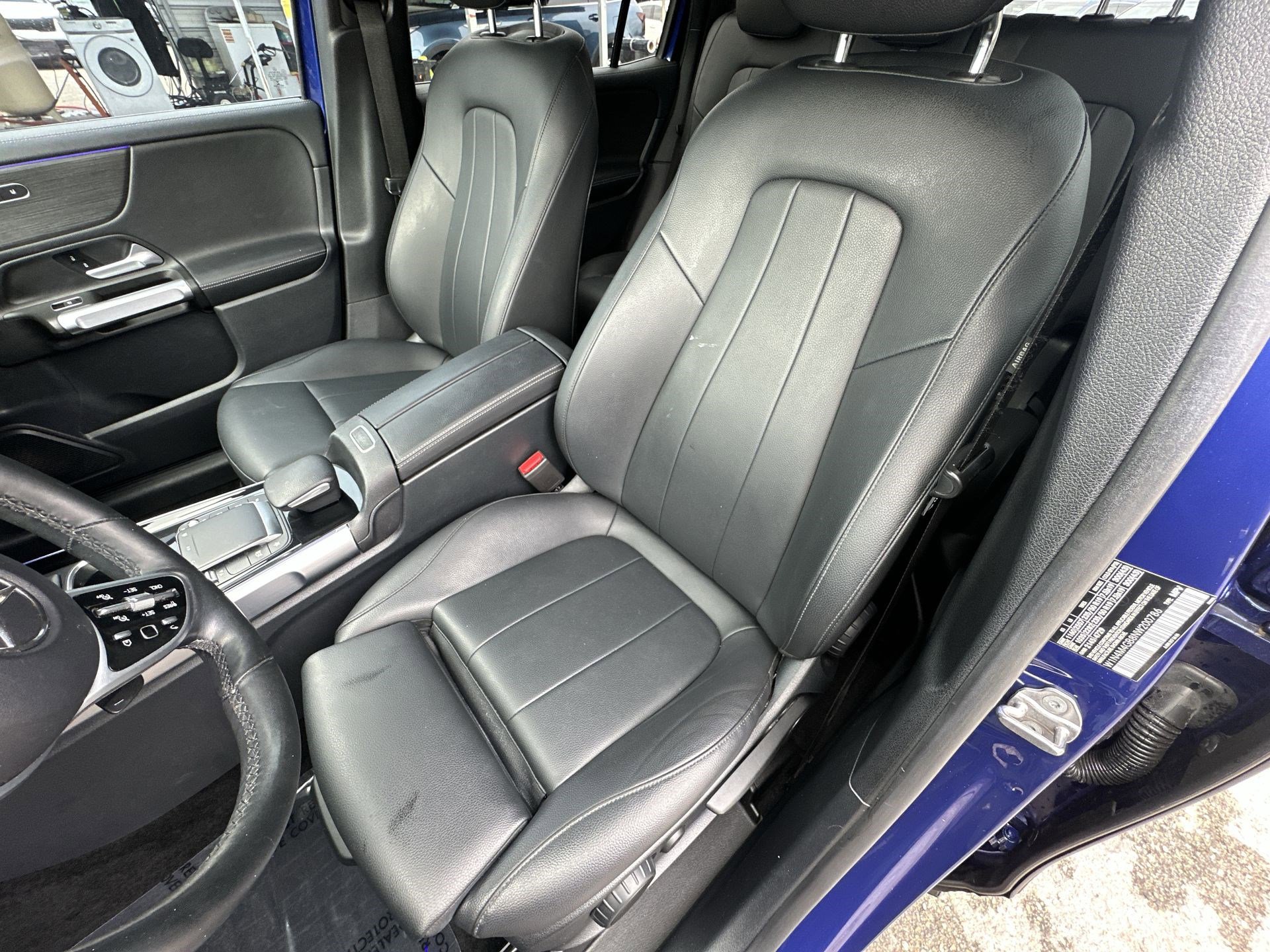 Used 2022 Mercedes-Benz GLB 250 image 13