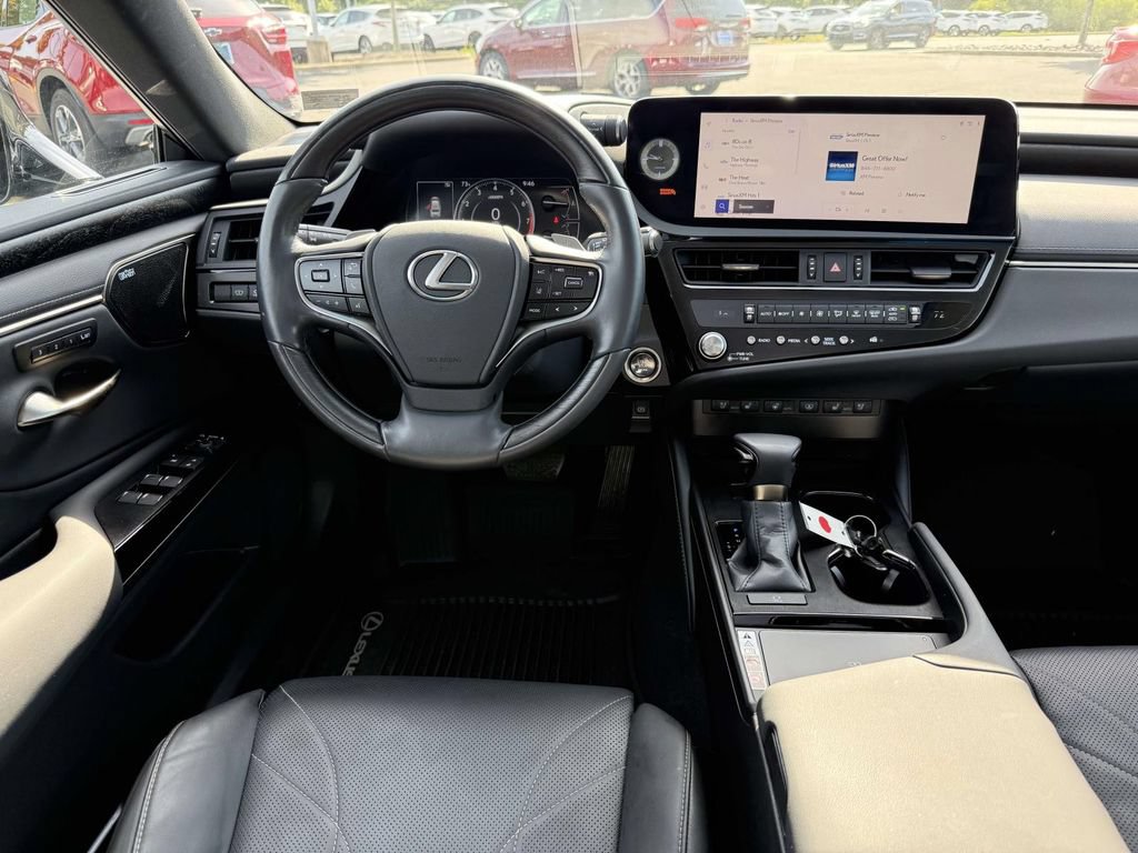 Used 2023 Lexus ES 350 Ultra Luxury w/ Accessory Package (Z2) FWD image 8