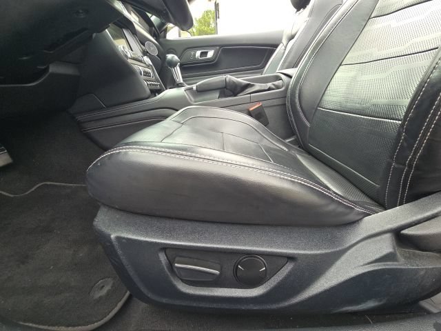 Used 2021 Ford Mustang GT Premium w/ Equipment Group 401A RWD image 18