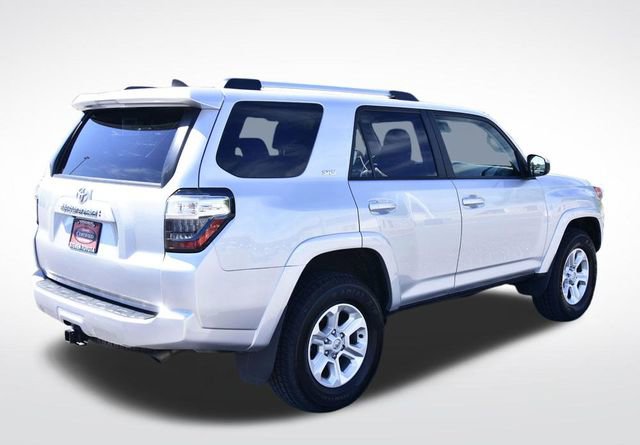 Certified 2024 Toyota 4Runner SR5 AWD/4WD image 4