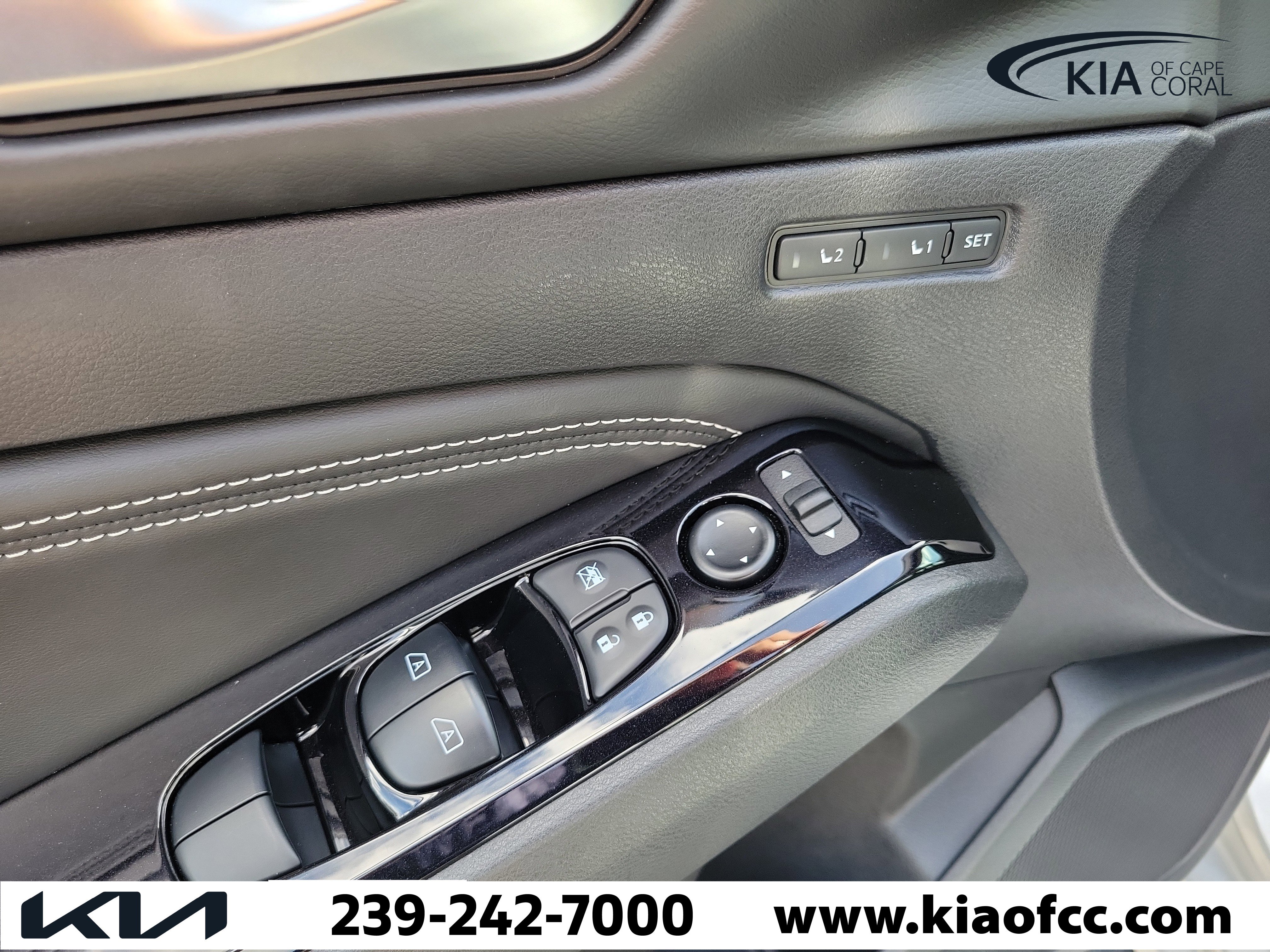 Used 2020 Nissan Altima 2.0 Platinum FWD image 23