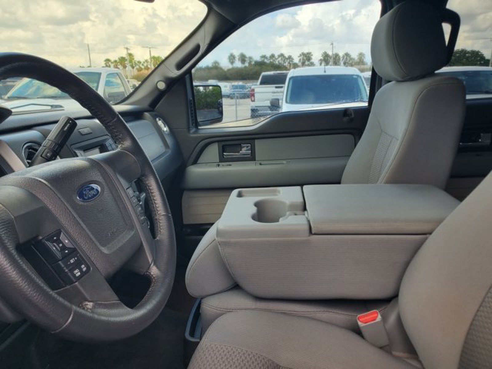 Used 2013 Ford F150 XLT w/ Luxury Equipment Group RWD image 10