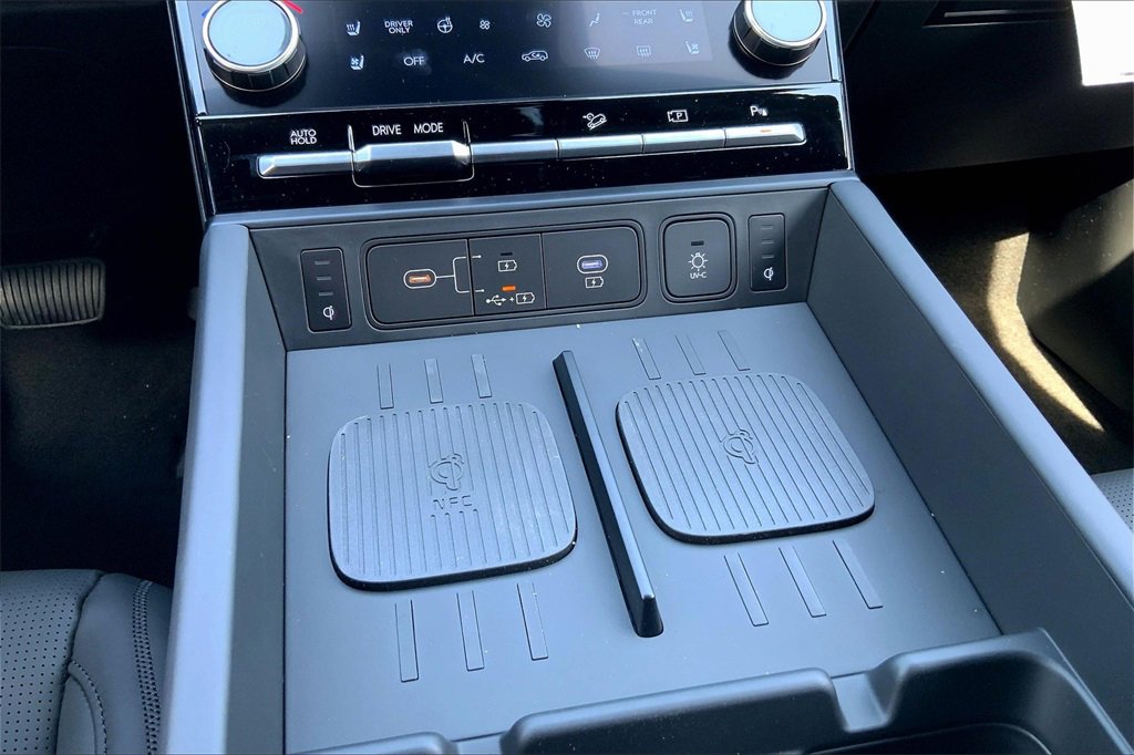 New 2025 Hyundai Santa Fe Calligraphy image 28