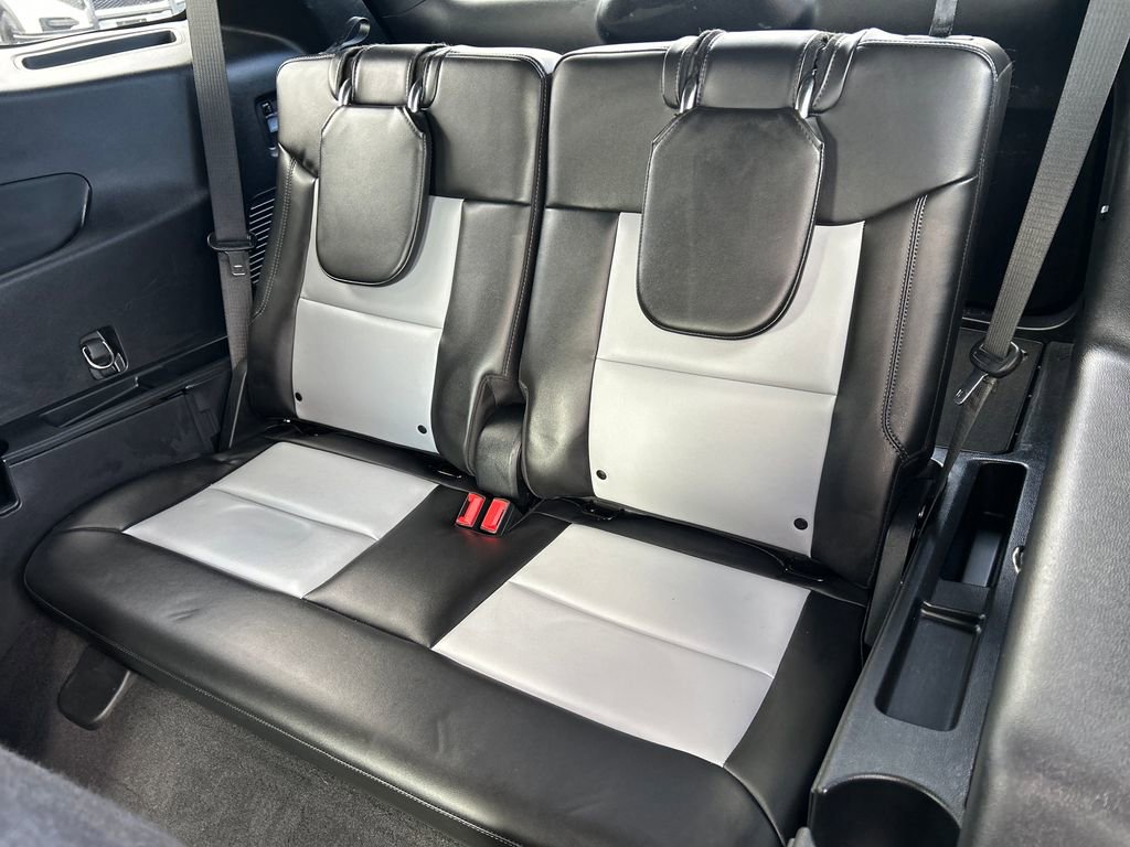 Certified 2022 Ford Explorer XLT w/ Equipment Group 202A image 59