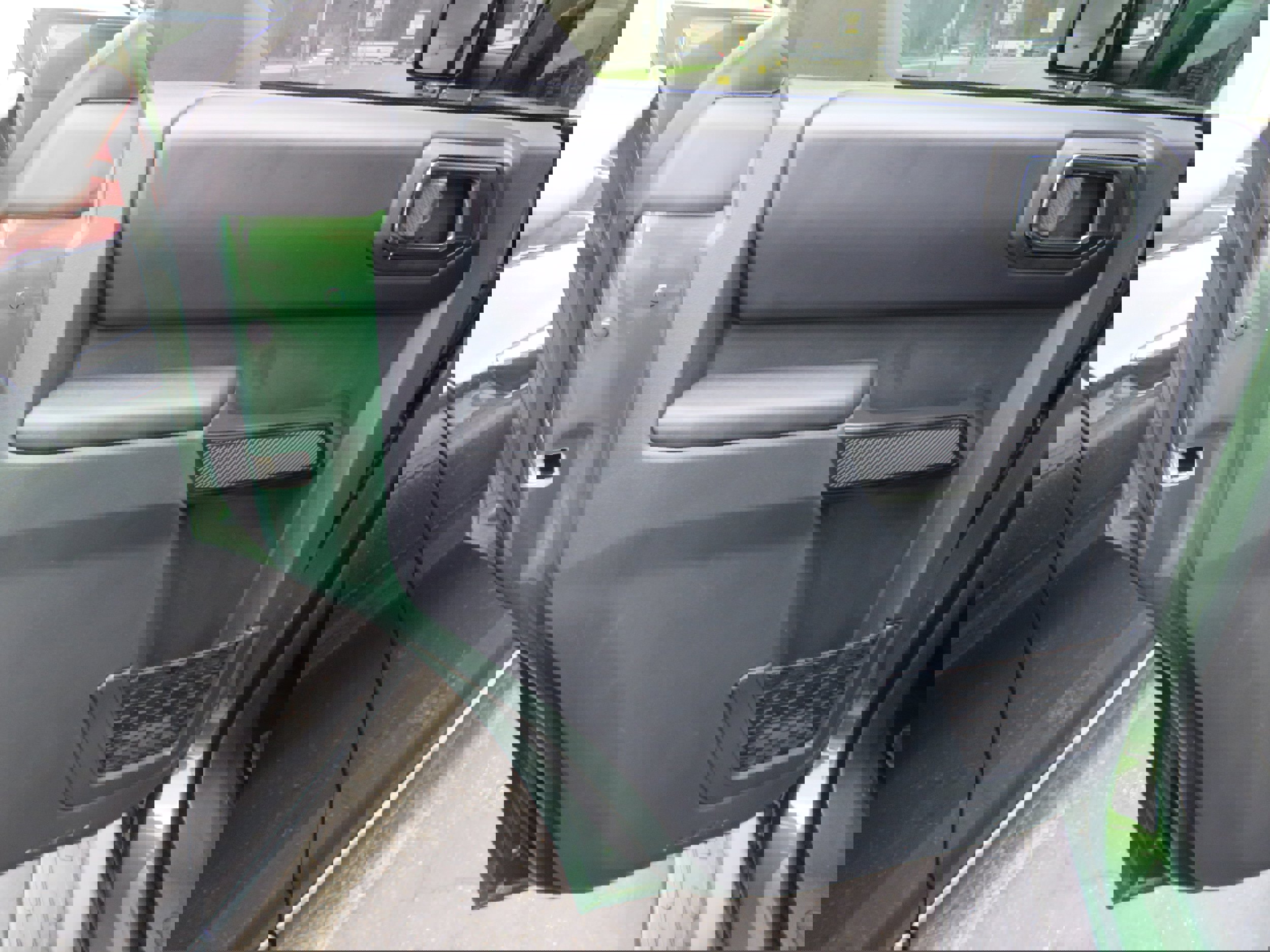 Used 2025 Ford Bronco Outer Banks image 8