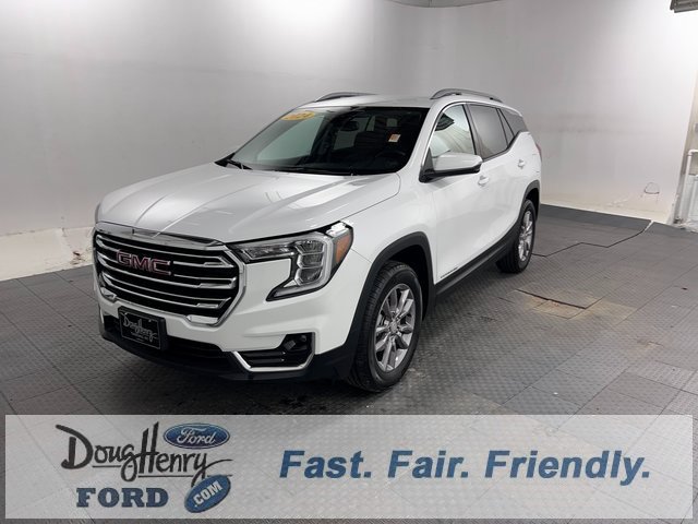 Used 2024 GMC Terrain SLT