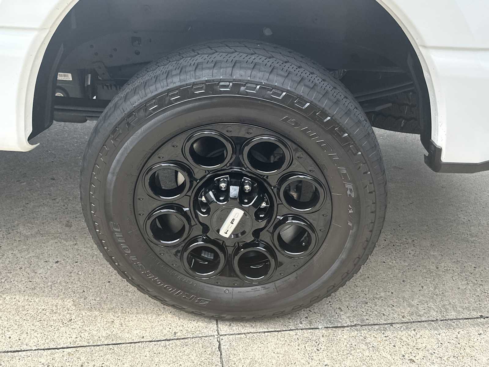 Used 2024 Ford F250 Lariat w/ Black Appearance Package image 36