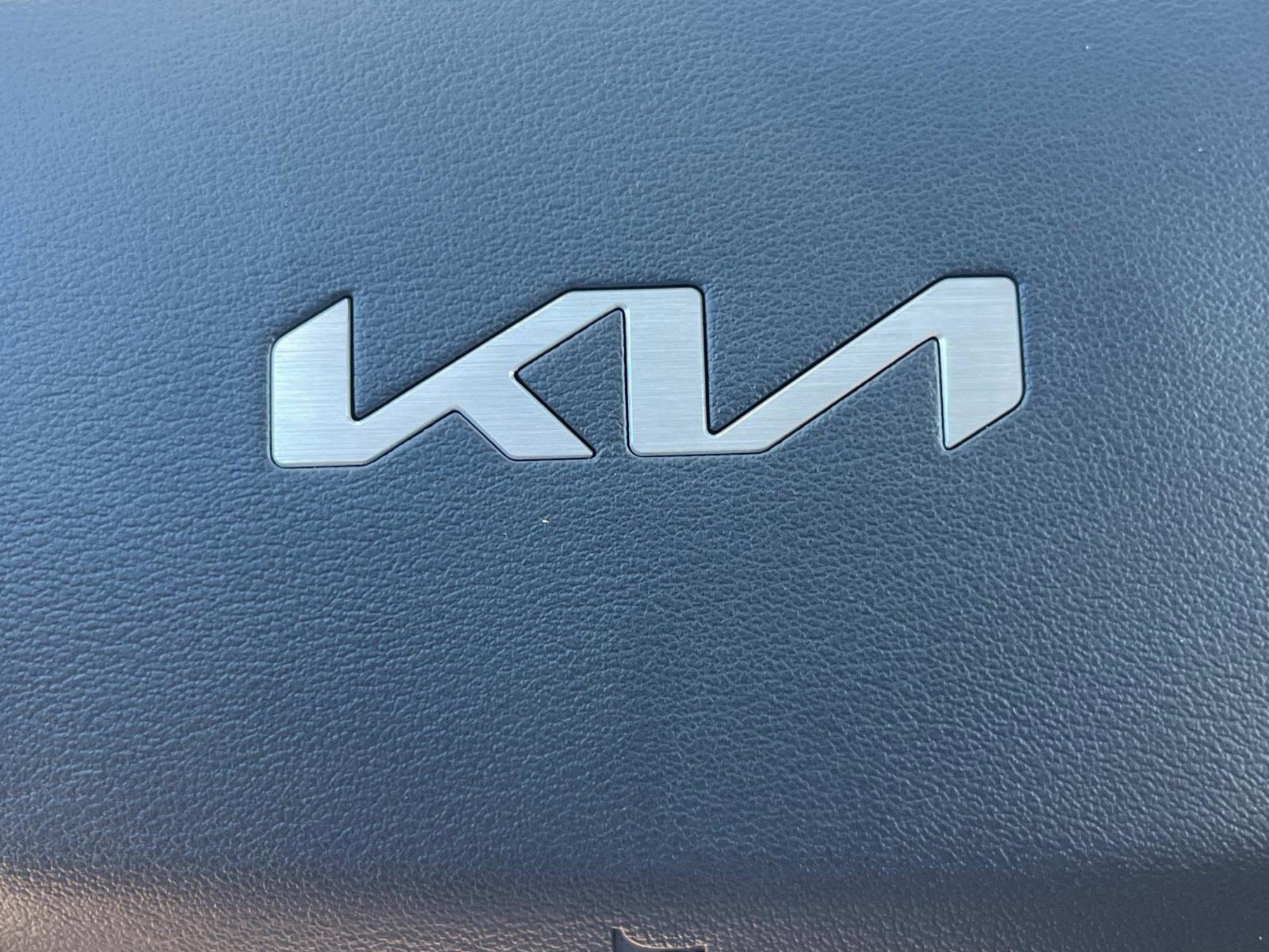New 2025 Kia Niro EX w/ EX Cold Weather Package FWD image 28