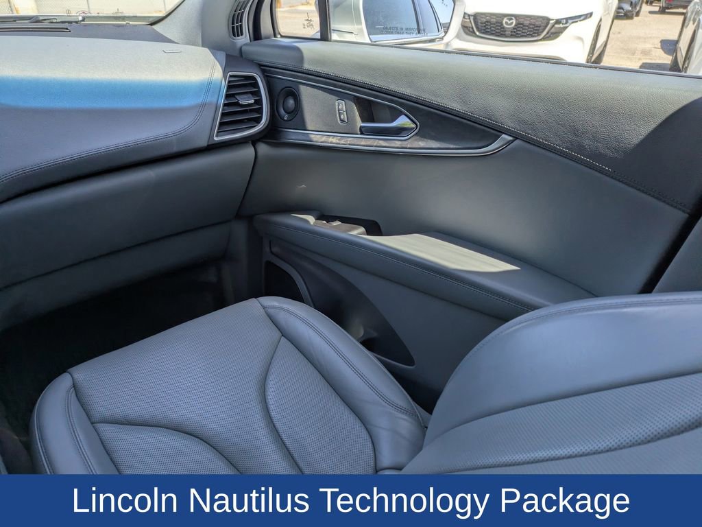 Used 2019 Lincoln Nautilus Reserve FWD image 20