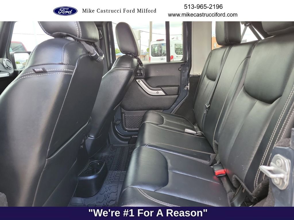 Used 2017 Jeep Wrangler Unlimited Rubicon AWD/4WD image 27