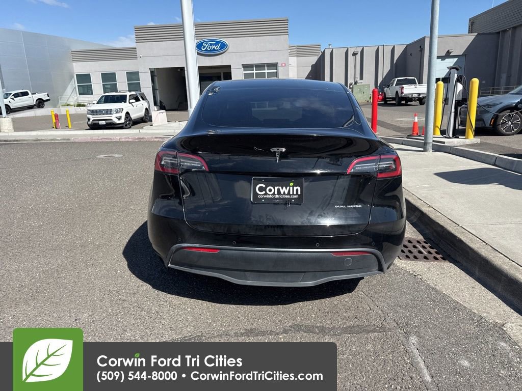 Used 2021 Tesla Model Y Long Range image 9