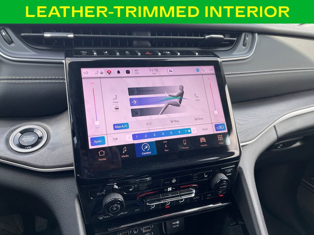Used 2022 Jeep Grand Cherokee Limited AWD/4WD image 23
