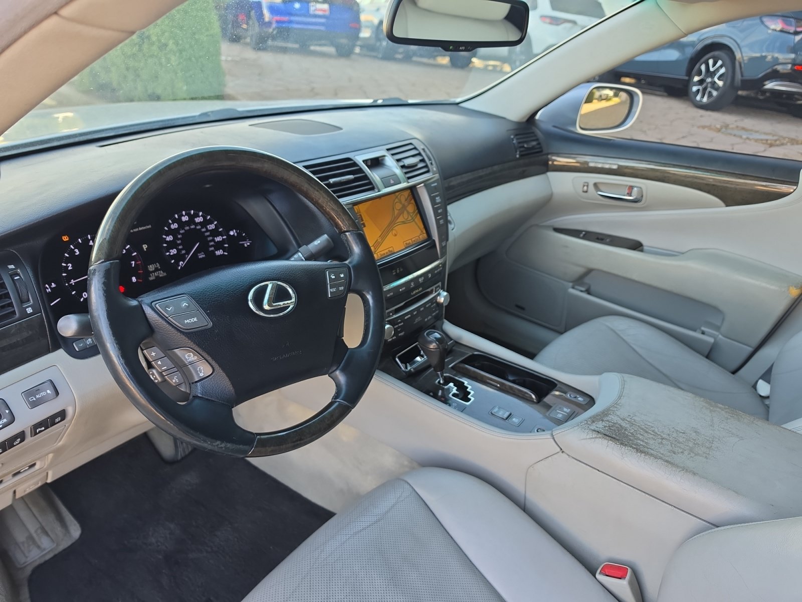 Used 2012 Lexus LS 460 w/ Luxury Value Edition RWD image 13