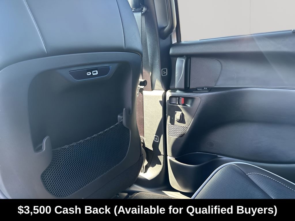 New 2026 Chrysler Pacifica Limited w/ S Appearance Package FWD image 21