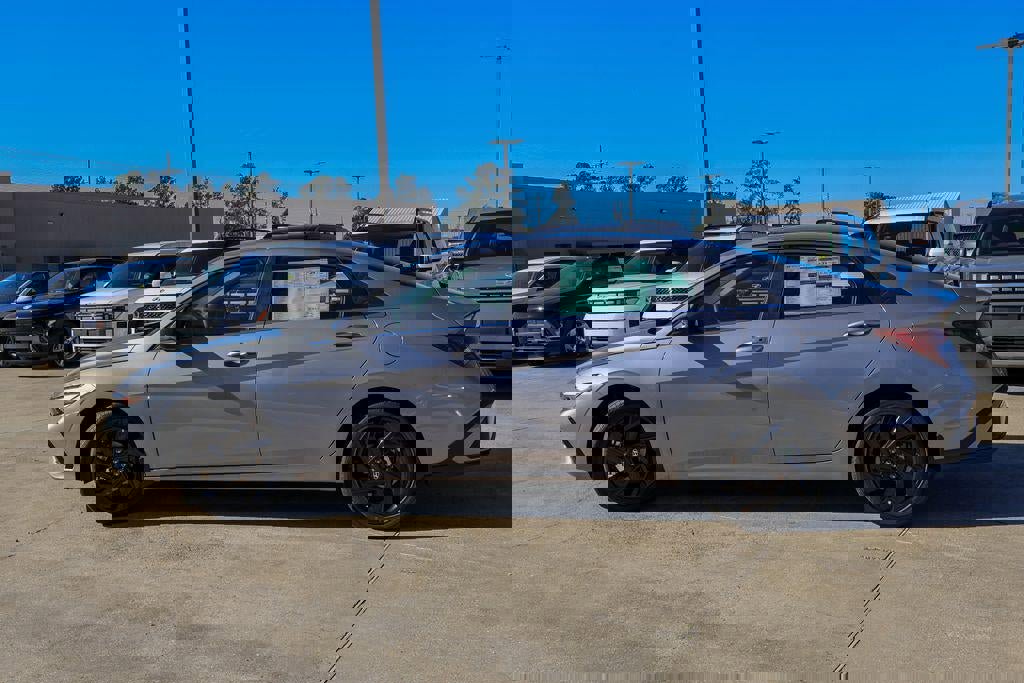 New 2026 Hyundai Elantra SEL Sport Premium image 28