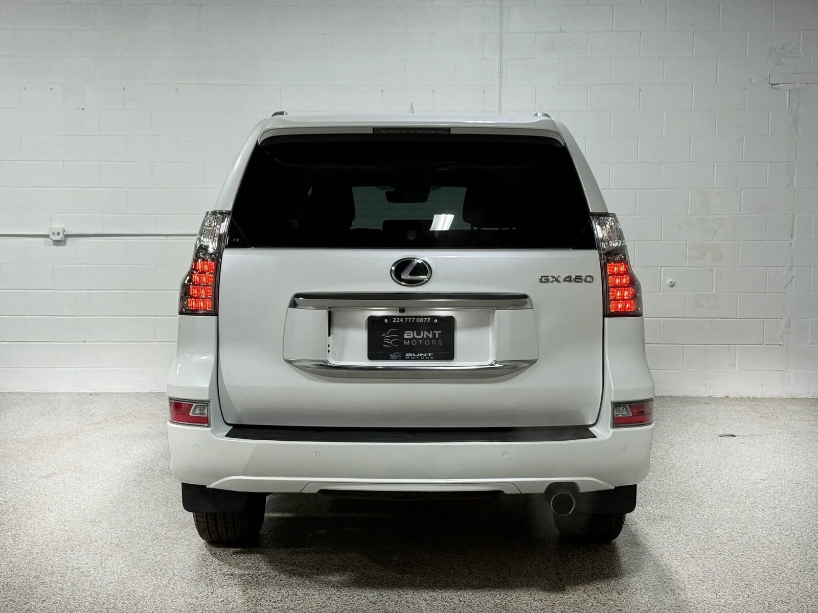 Used 2020 Lexus GX 460 Premium w/ Premium Package image 7