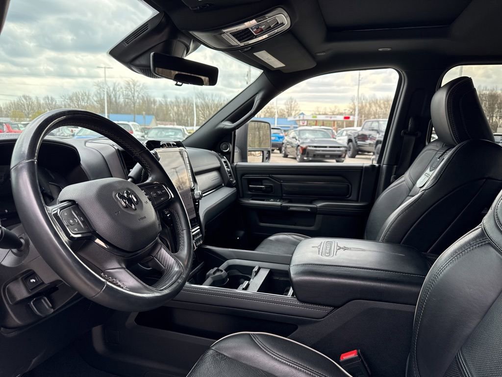 Used 2023 RAM 2500 Limited AWD/4WD image 38