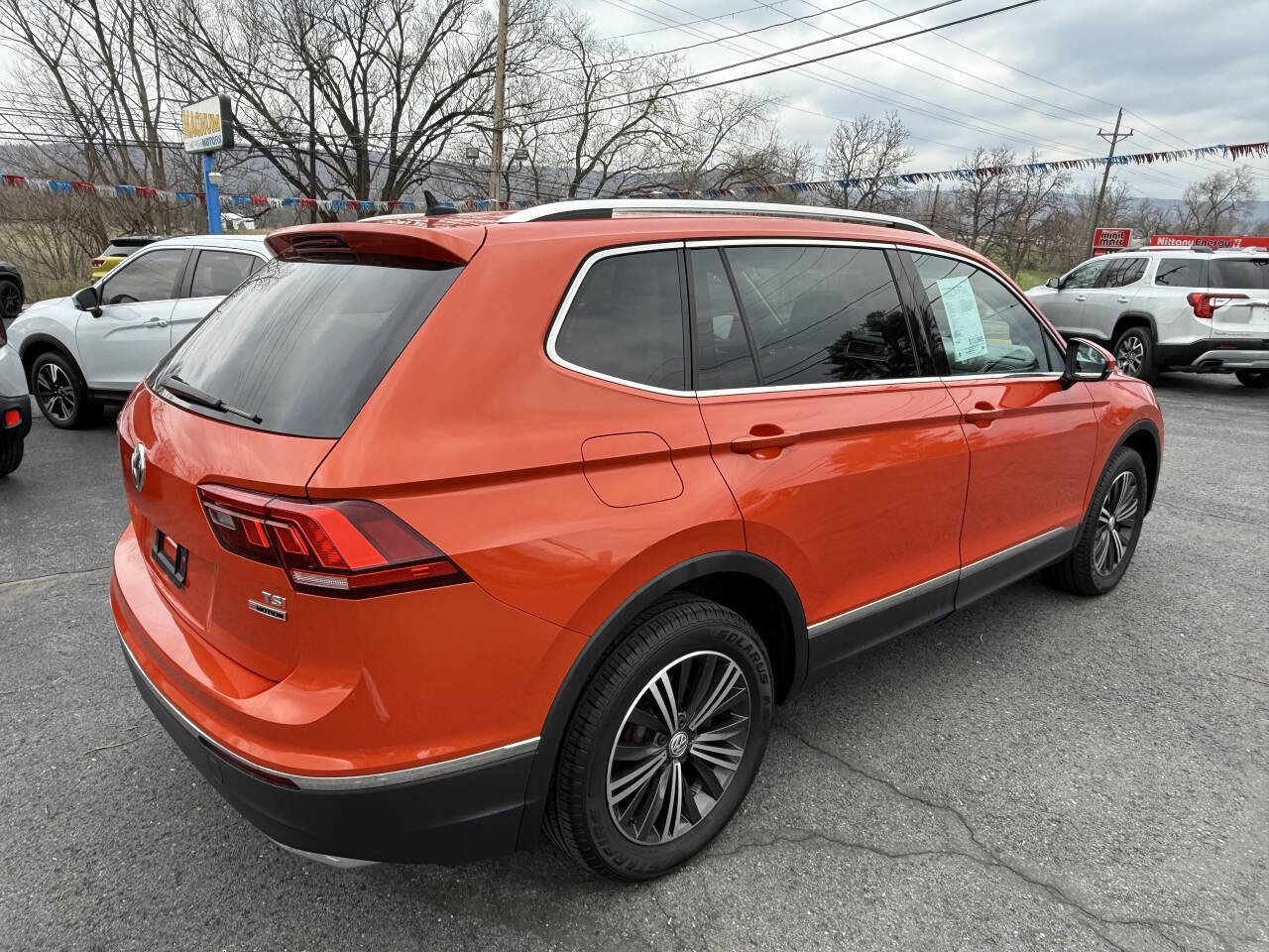 Used 2018 Volkswagen Tiguan SEL image 6