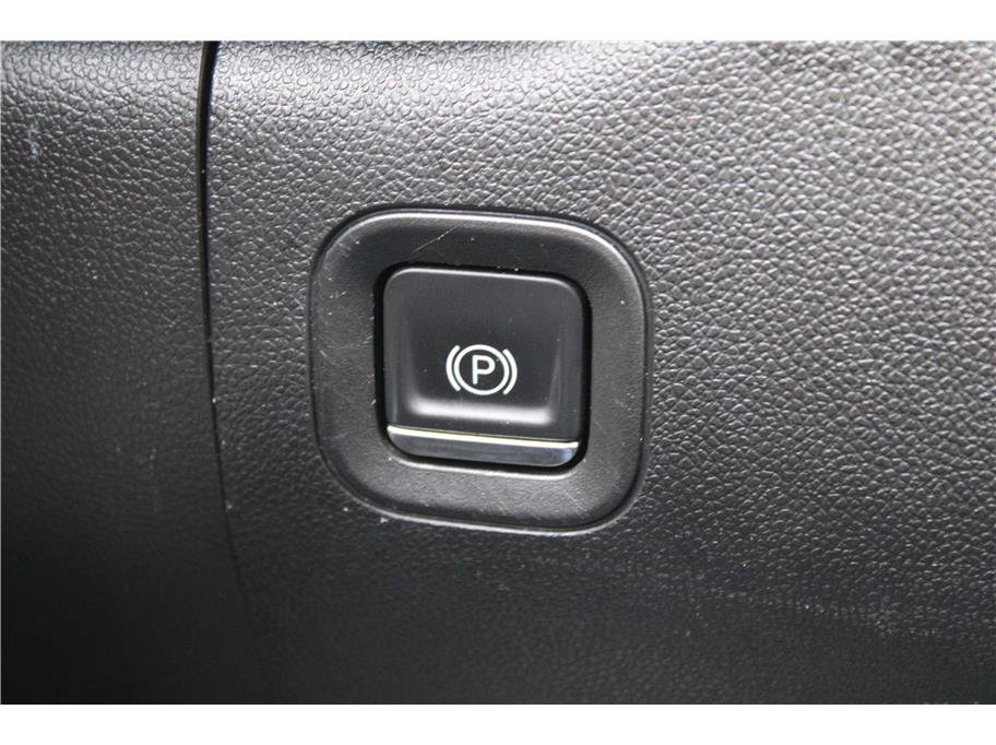 Used 2021 GMC Sierra 1500 SLT w/ SLT Premium Package image 16