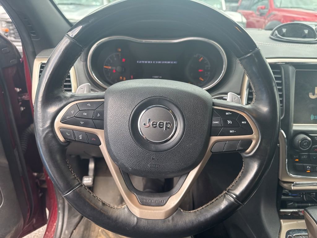 Used 2017 Jeep Grand Cherokee Overland AWD/4WD image 11