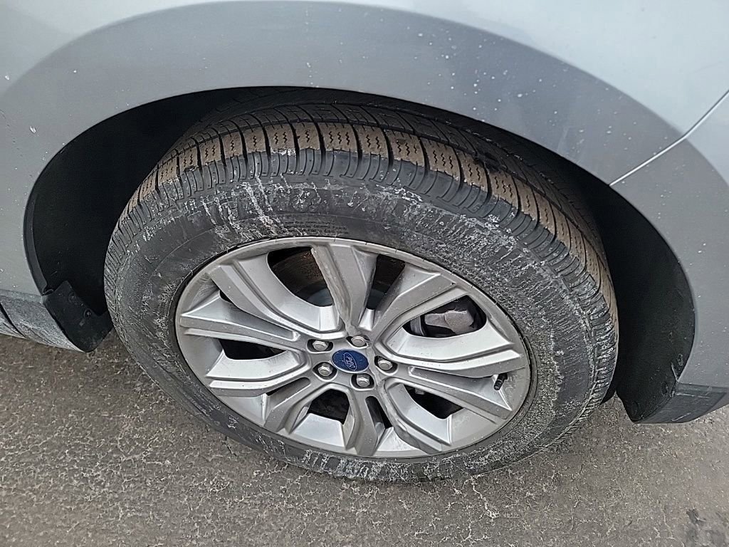 Used 2022 Ford Edge Titanium image 15