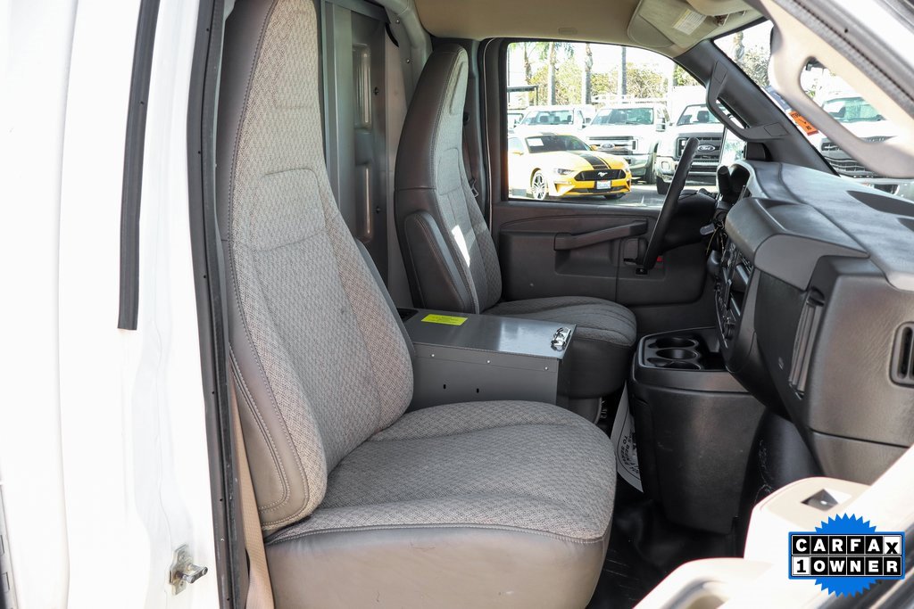 Used 2021 GMC Savana 3500 w/ Power Convenience Package image 33