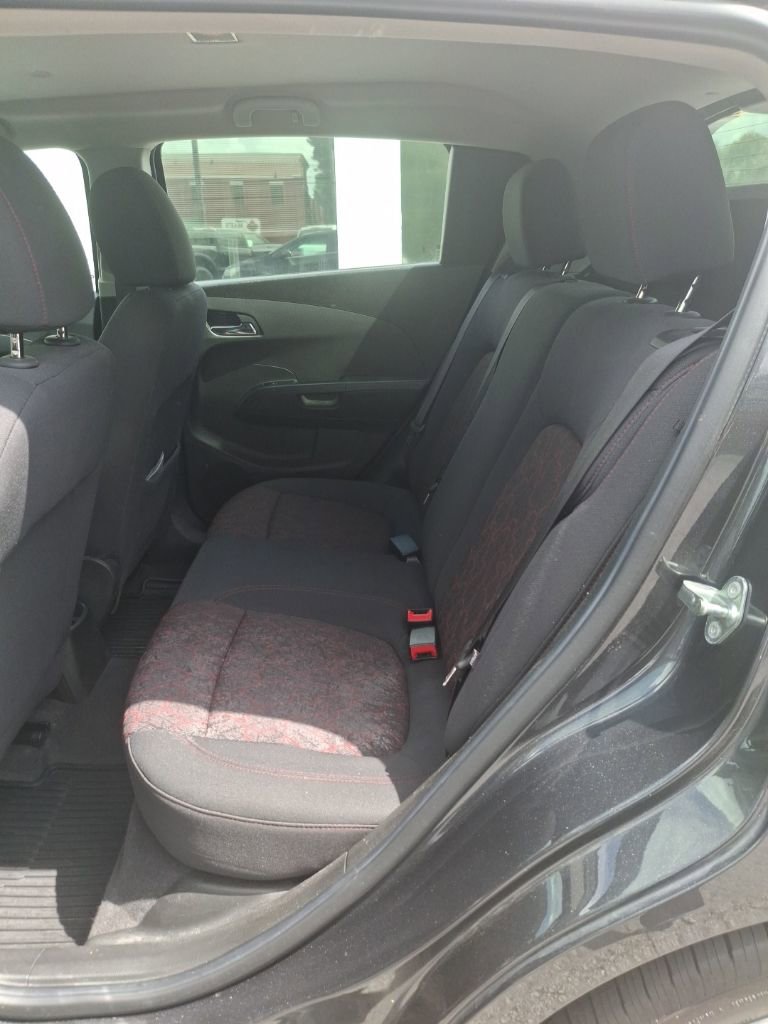 Used 2018 Chevrolet Sonic LT w/ Convenience Package image 7